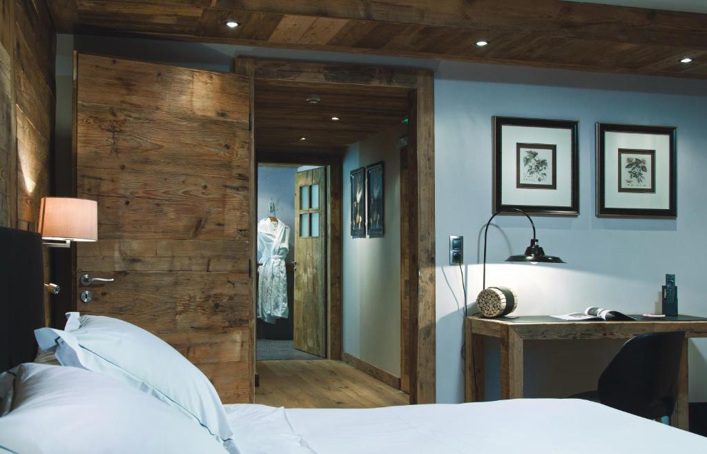Chalet-Hotel La Marmotte, La Tapiaz & Spa, The Originals Relais Les Gets Pokoj fotografie